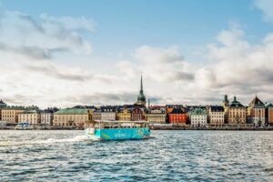 Stockholm- Land and Water Tour by Amphibious Bus 2